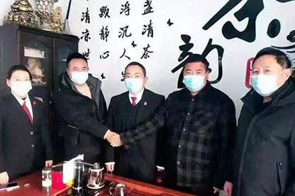 追讨欠款金额门槛：何时可依法起诉？
